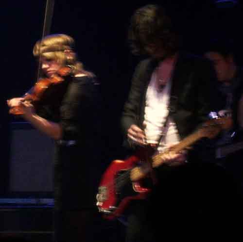 tate_boston_394blurryan1 sorry it's blurry, but trust me, they were awesome!