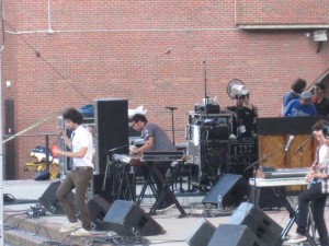 090801_passionpit08